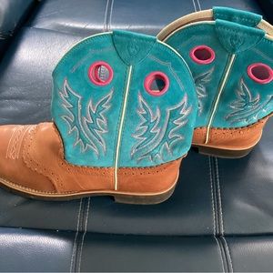 Ariat Fat Baby size 11 Beautiful boots , saddle brown foot